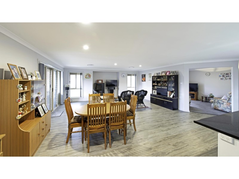 44 Morton Avenue, Yass NSW 2582