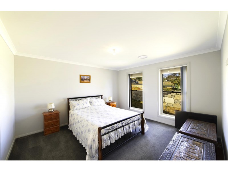 44 Morton Avenue, Yass NSW 2582