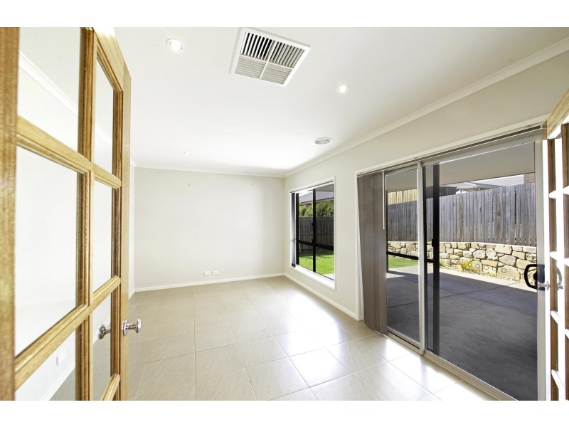 9 Peter Coppin Street, Bonner ACT 2914
