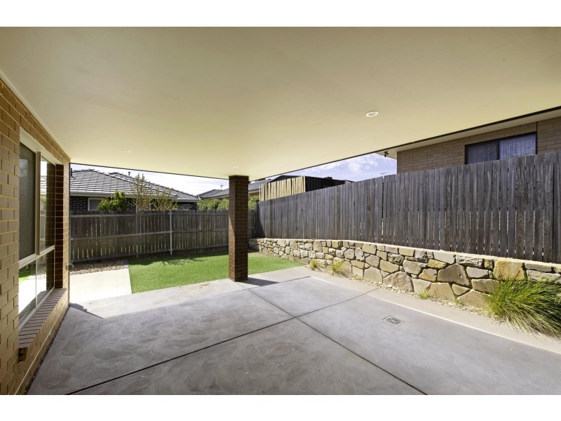 9 Peter Coppin Street, Bonner ACT 2914