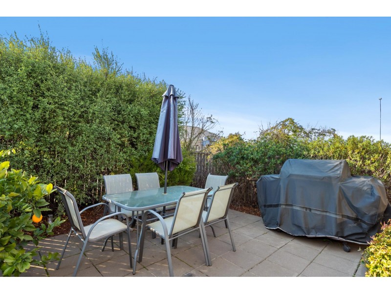 10/85 Macfarlane Burnet Avenue, Macgregor ACT 2615
