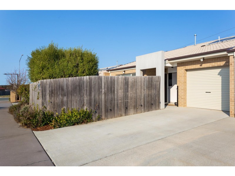 10/85 Macfarlane Burnet Avenue, Macgregor ACT 2615
