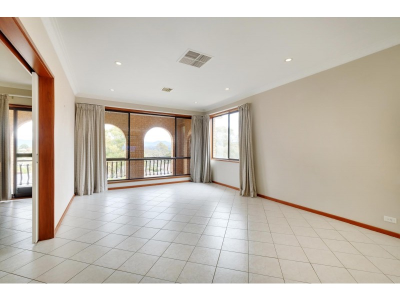 28 Coningham Street, Gowrie ACT 2904