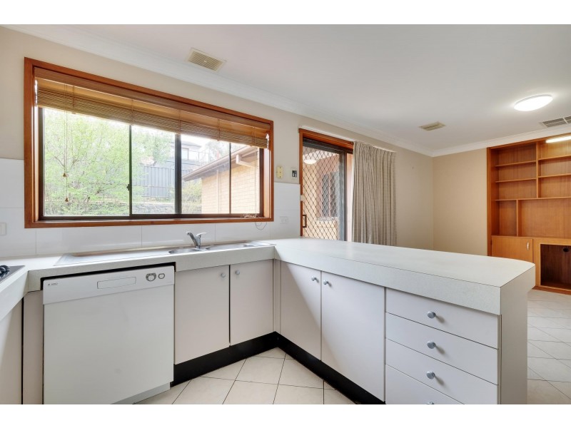 28 Coningham Street, Gowrie ACT 2904
