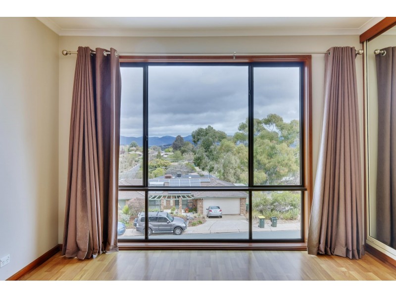 28 Coningham Street, Gowrie ACT 2904