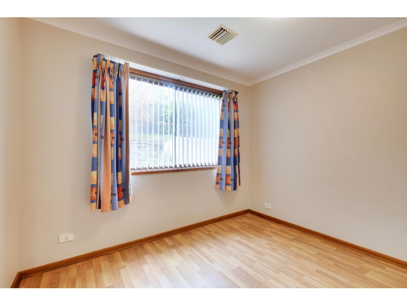 28 Coningham Street, Gowrie ACT 2904