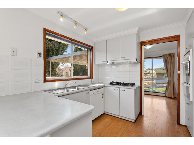 4 Bimbiang Crescent, Ngunnawal ACT 2913