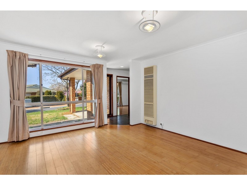 4 Bimbiang Crescent, Ngunnawal ACT 2913