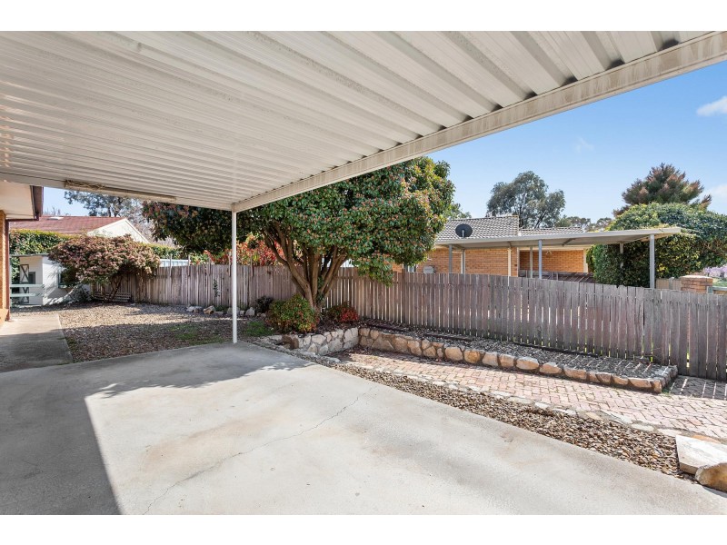 4 Bimbiang Crescent, Ngunnawal ACT 2913