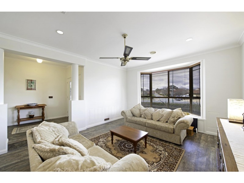 77 Burdekin Avenue, Amaroo ACT 2914