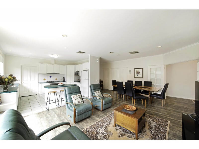 77 Burdekin Avenue, Amaroo ACT 2914