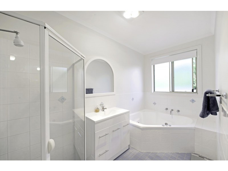 77 Burdekin Avenue, Amaroo ACT 2914