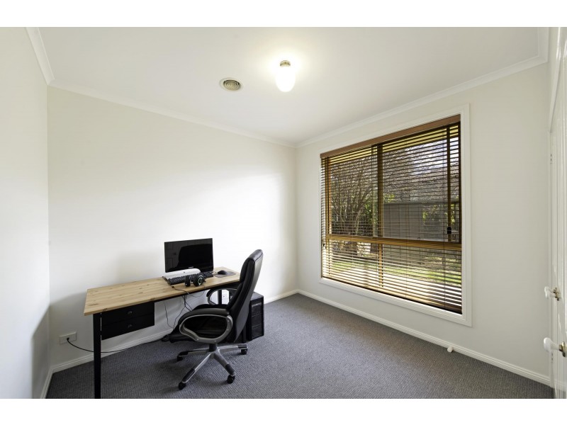 77 Burdekin Avenue, Amaroo ACT 2914