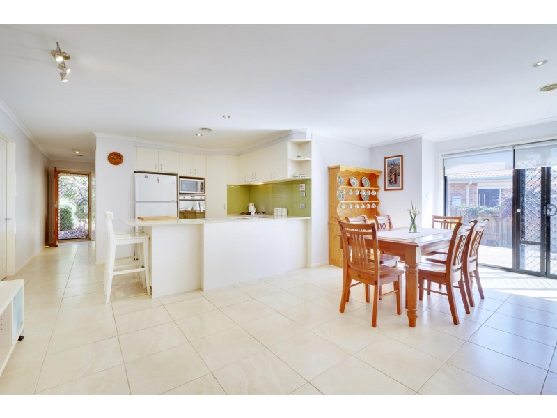 2/21 Tea Gardens, Gungahlin ACT 2912