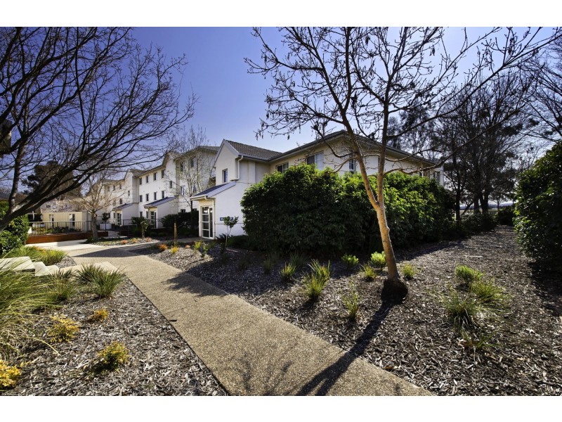 64/20 Federal Highway, Watson ACT 2602