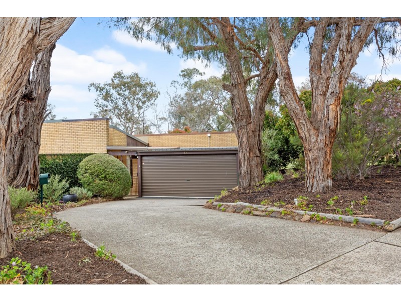33 Southwell Street, Weetangera ACT 2614