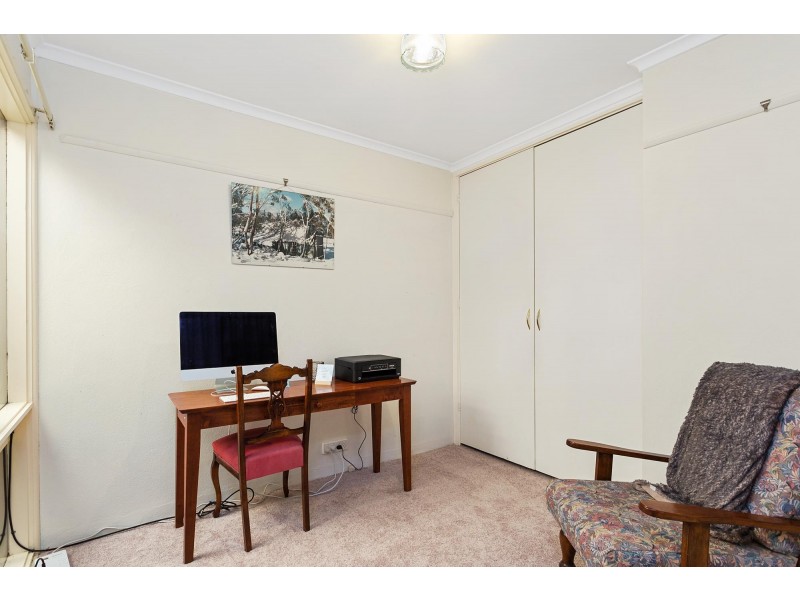33 Southwell Street, Weetangera ACT 2614