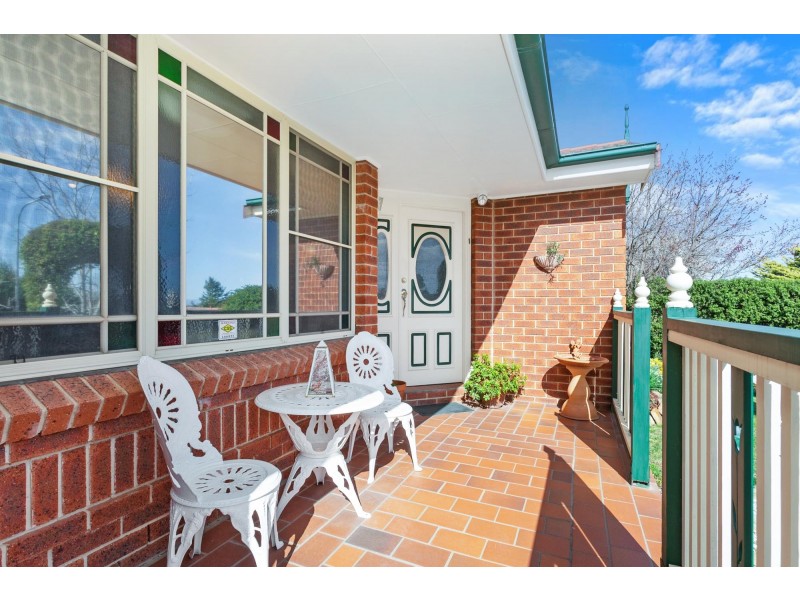 42 Carina Street, Ngunnawal ACT 2913