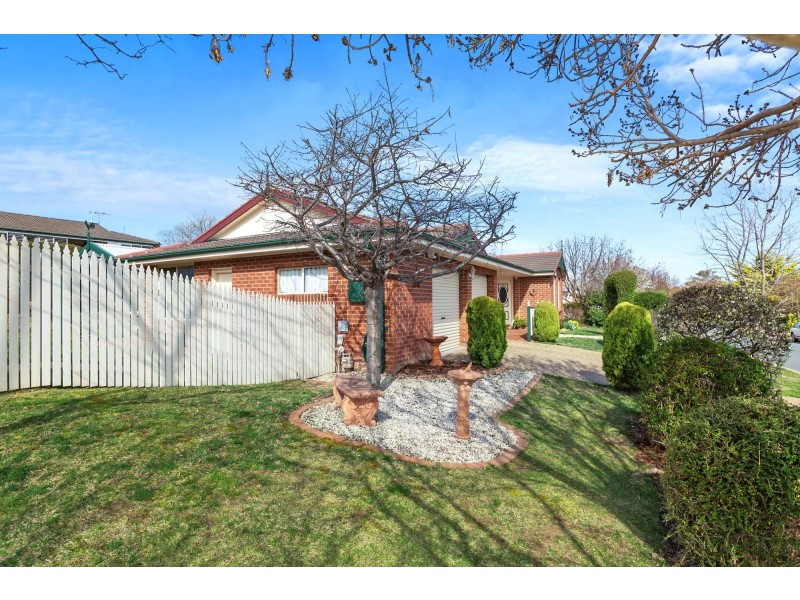 42 Carina Street, Ngunnawal ACT 2913