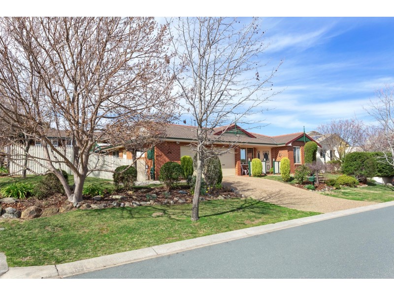 42 Carina Street, Ngunnawal ACT 2913