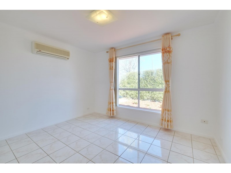 377 Gundaroo Drive, Gungahlin ACT 2912