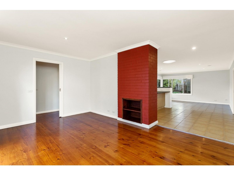 6 Cordeaux Street, Duffy ACT 2611