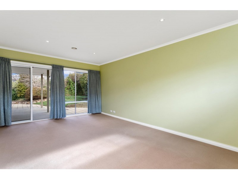 6 Cordeaux Street, Duffy ACT 2611