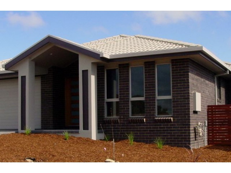 33 Jean MacNamara Street, Macgregor ACT 2615