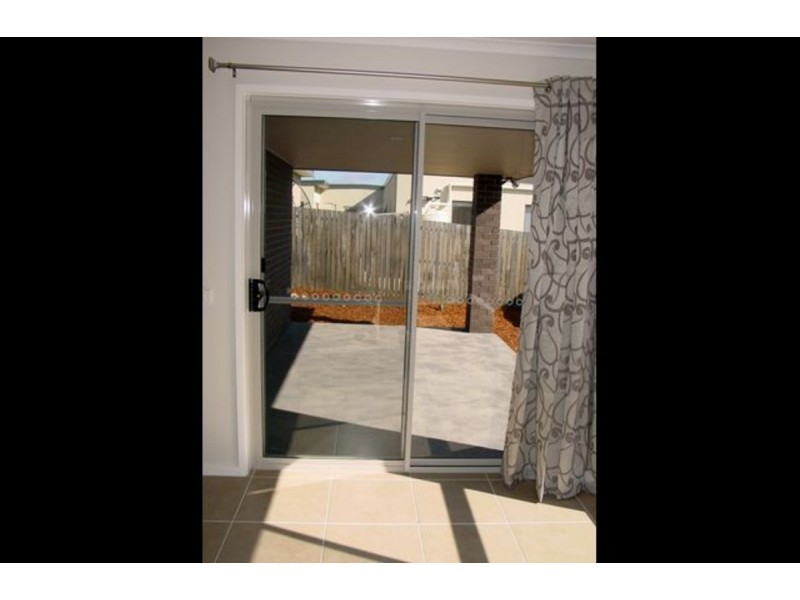 33 Jean MacNamara Street, Macgregor ACT 2615