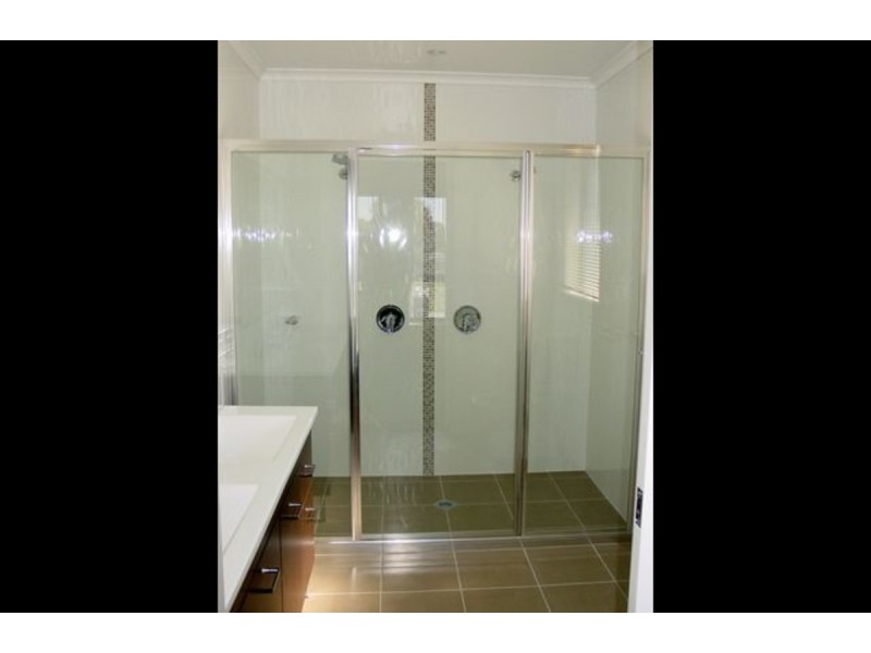33 Jean MacNamara Street, Macgregor ACT 2615