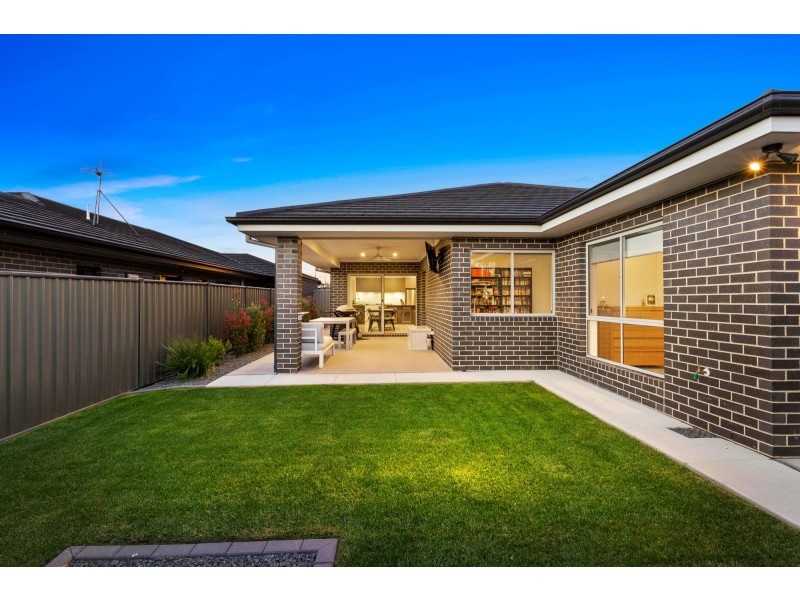 5 Yerradhang Street, Ngunnawal ACT 2913