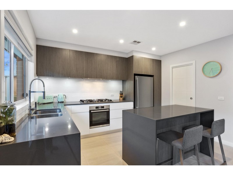 5 Yerradhang Street, Ngunnawal ACT 2913