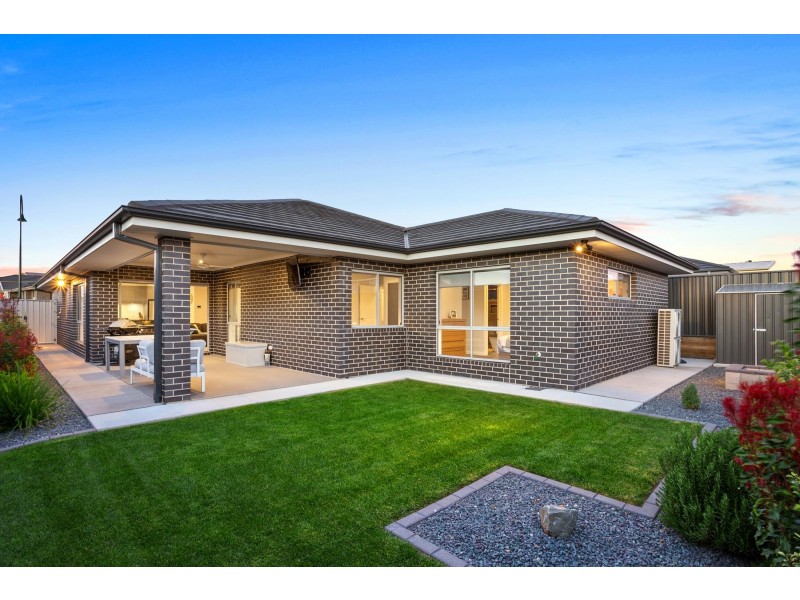 5 Yerradhang Street, Ngunnawal ACT 2913