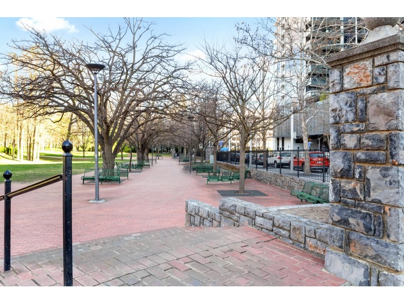 1011/240 Bunda Street, Canberra ACT 2600