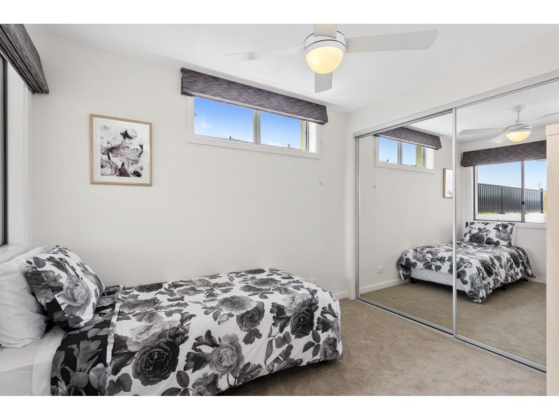 35/37 Redruth Street, Crace ACT 2911