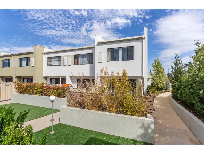 15/62 Whitrod Avenue, Casey ACT 2913