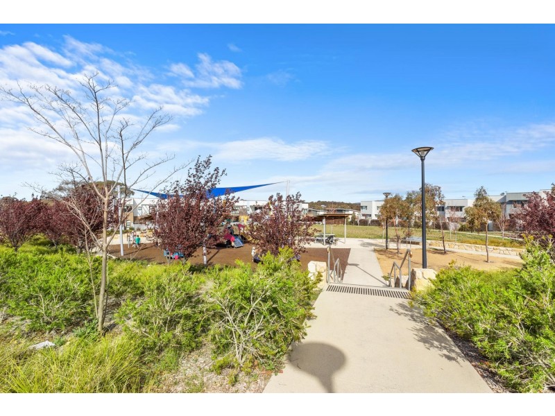 15/62 Whitrod Avenue, Casey ACT 2913