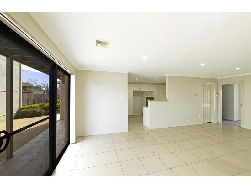 248 Anthony Rolfe Avenue, Gungahlin ACT 2912