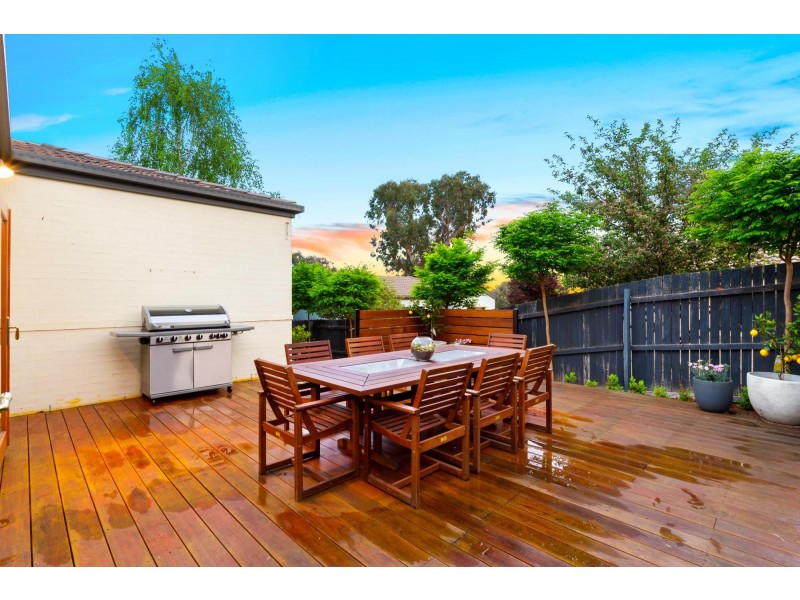 10 Lind Close, Fraser ACT 2615