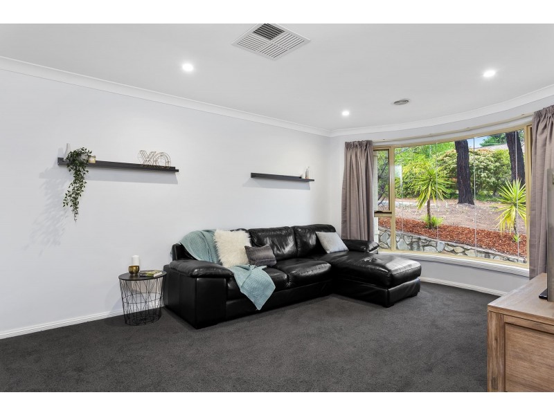 10 Lind Close, Fraser ACT 2615