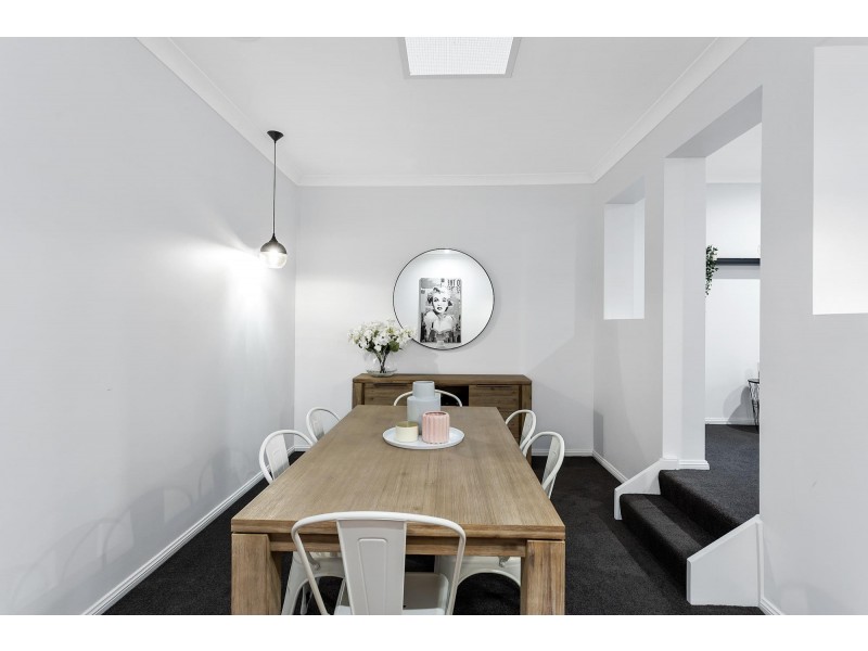 10 Lind Close, Fraser ACT 2615