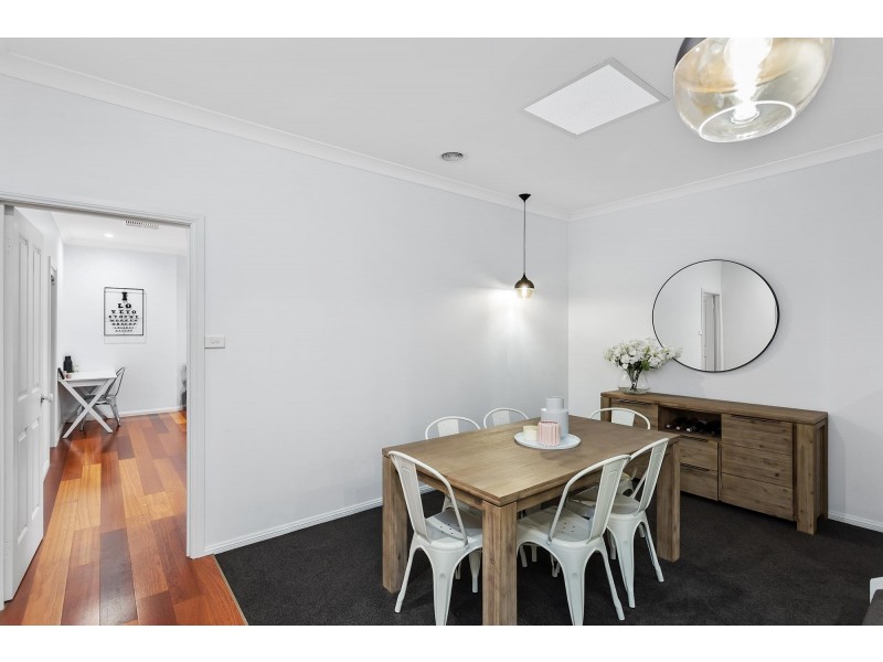 10 Lind Close, Fraser ACT 2615