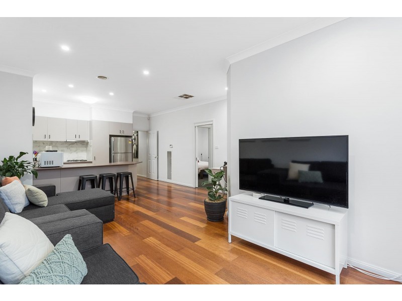 10 Lind Close, Fraser ACT 2615