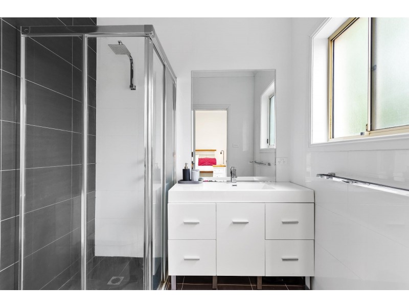 10 Lind Close, Fraser ACT 2615
