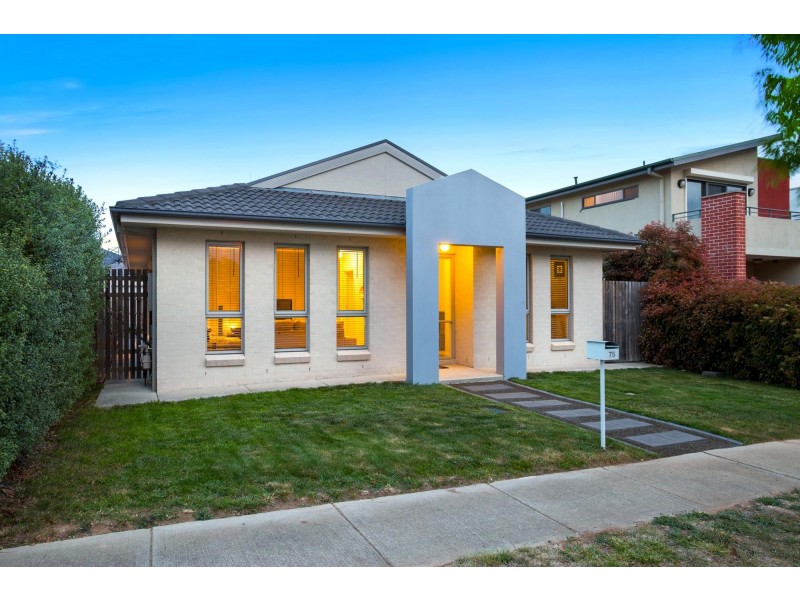 75 Patrick White Circuit, Franklin ACT 2913