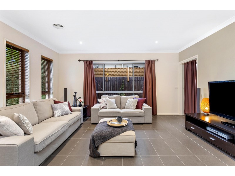 75 Patrick White Circuit, Franklin ACT 2913