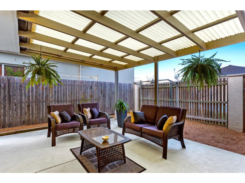 75 Patrick White Circuit, Franklin ACT 2913
