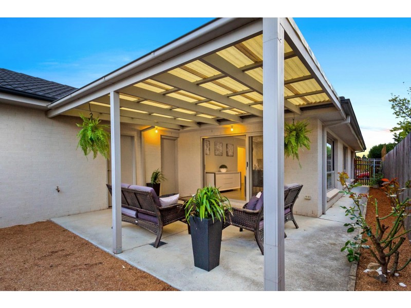 75 Patrick White Circuit, Franklin ACT 2913