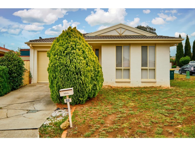 52 Warrumbul Street, Ngunnawal ACT 2913