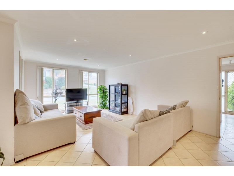 52 Warrumbul Street, Ngunnawal ACT 2913